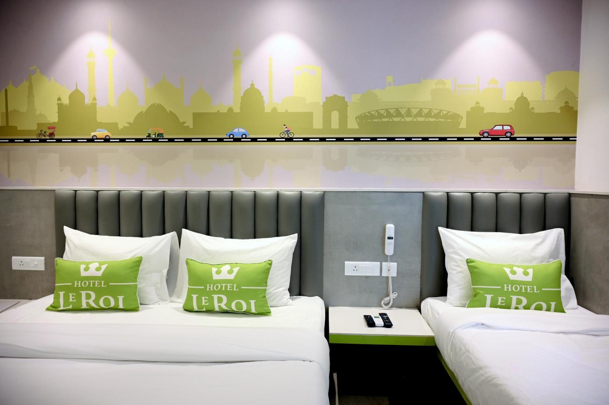 Hotel Le Roi Express Karol Bagh Дели Экстерьер фото